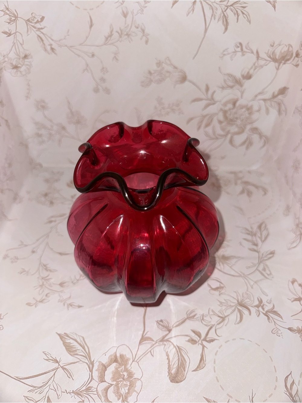 Vintage Fenton Country Cranberry Glass Ribbed Paneled Vase with Ruffled Rim - Picture 2 of 2